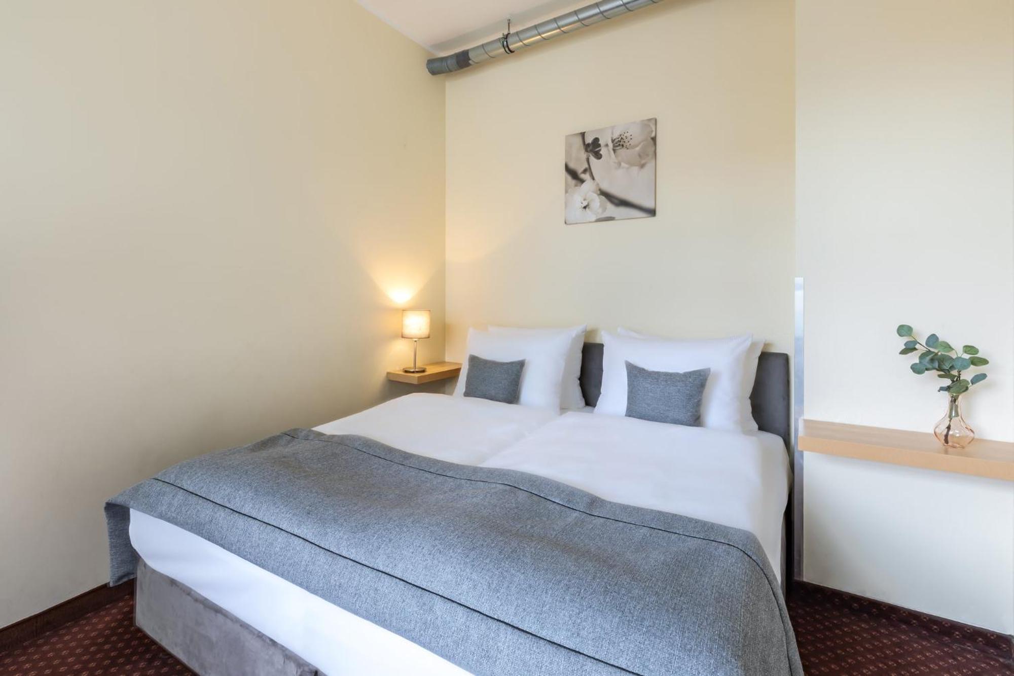Garner Hotel Berlin - Schoeneberg By Ihg Luaran gambar
