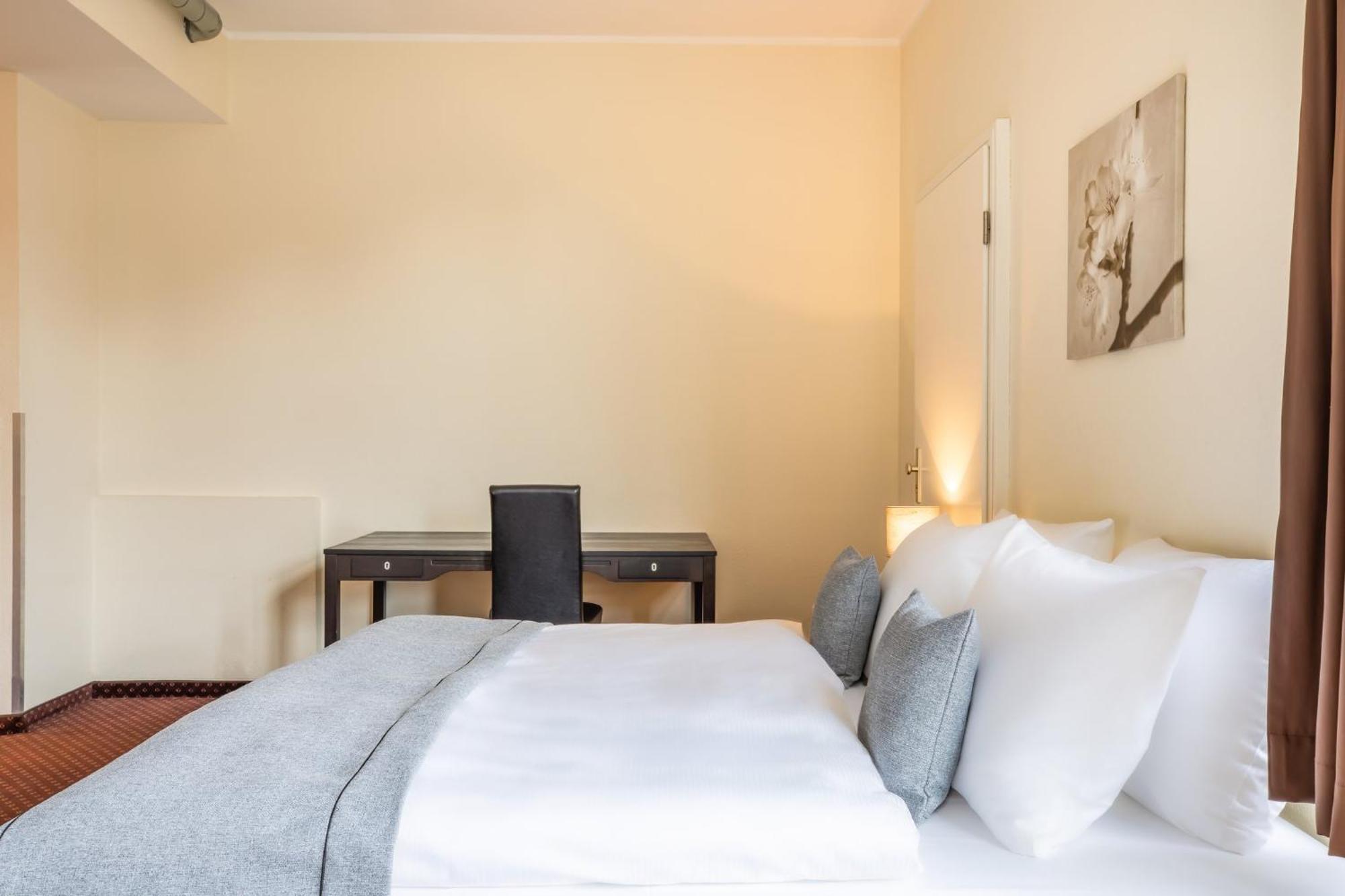 Garner Hotel Berlin - Schoeneberg By Ihg Luaran gambar
